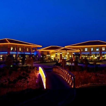 Qingdao Golden Mountain Resort Hotel Exterior foto
